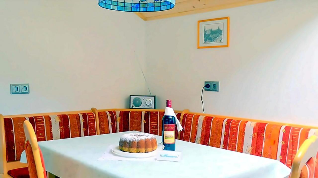 Ferienwohnung Neuhuber Bad Goisern Esterno foto