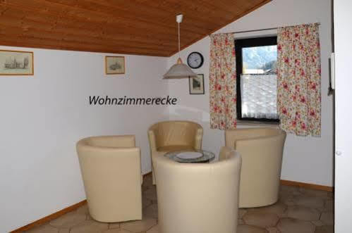 Ferienwohnung Neuhuber Bad Goisern Esterno foto